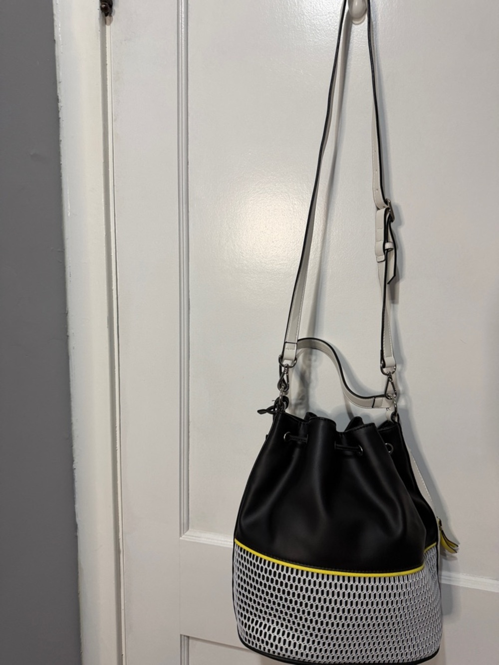 Nine West Black and White Drawstring Bucket Bag with Yellow Trim. - Picture 3 of 5